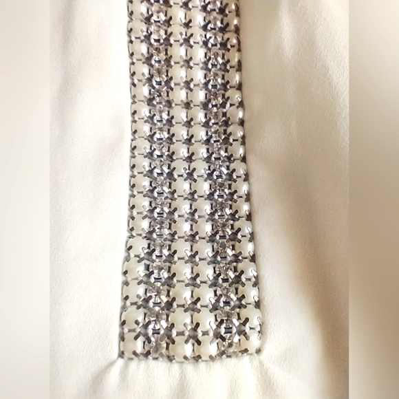 MOA & MOA MISSES SIZE SMALL SLEEVELESS TANK IVORY PEARL & RHINESTONE ACCENTS - Picture 5 of 8
